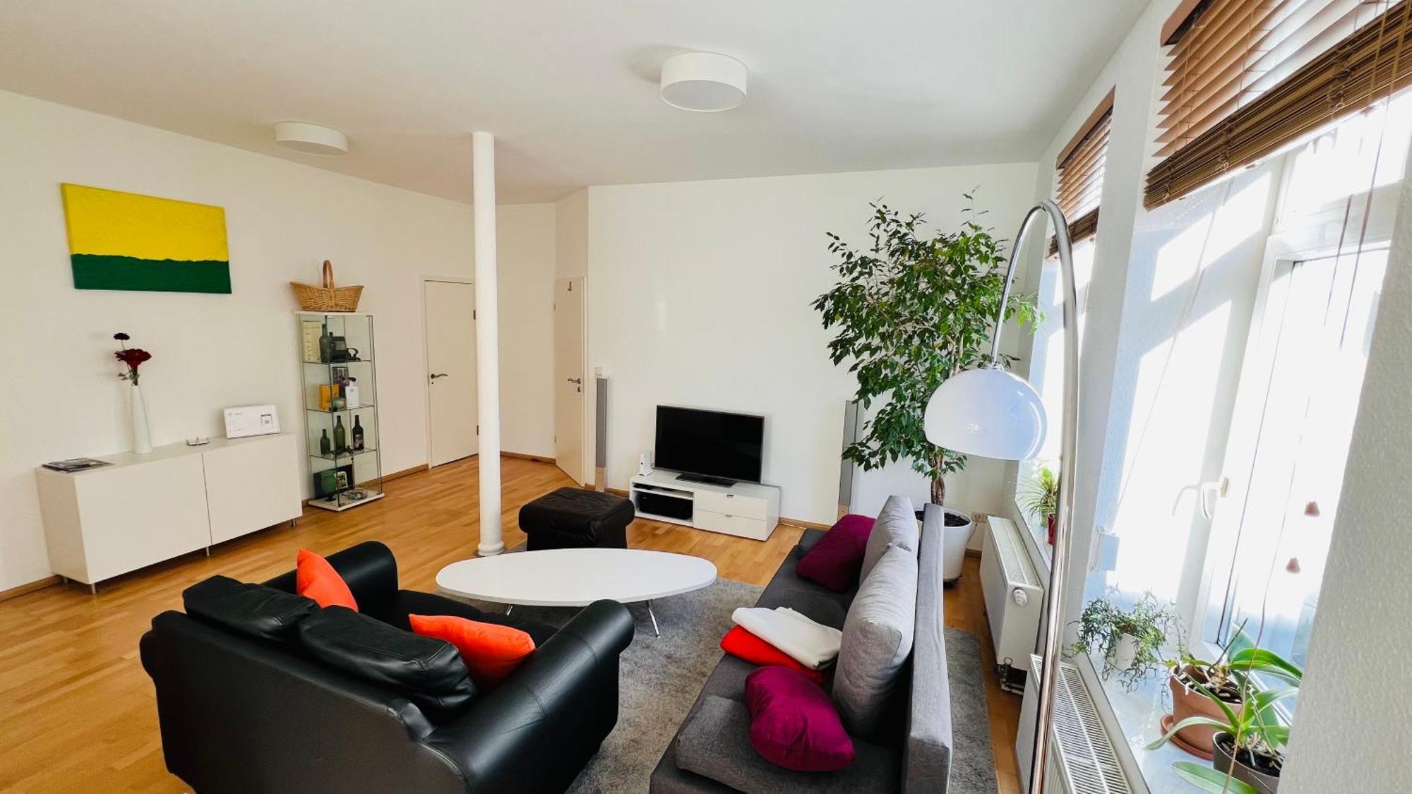 Grosses Und Helles Innenstadt Apartment - Ferienwohnung Bad Homburg vor der Höhe Exterior photo